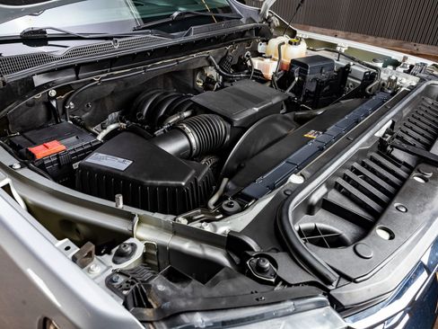 Used 2021 GMC Sierra 2500 SLE w/ SLE Value Package; image 41