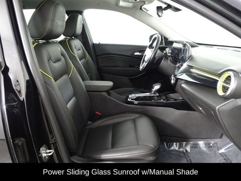 Used 2024 Chevrolet Trax ACTIV w/ Sunroof Package FWD image 14