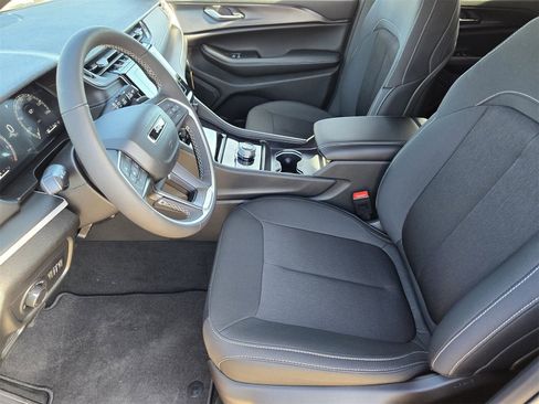 New 2025 Jeep Grand Cherokee Laredo X image 12