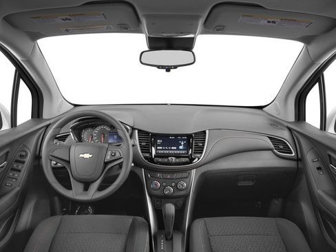 Used 2017 Chevrolet Trax LS AWD/4WD image 11