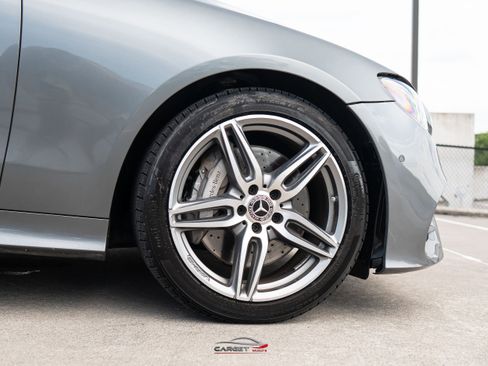 Used 2018 Mercedes-Benz E 400 4MATIC Coupe w/ Premium 1 Package image 9