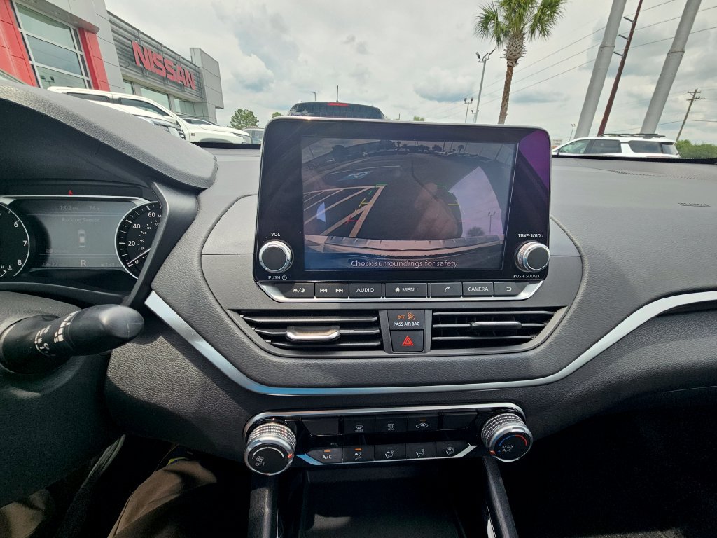 Used 2021 Nissan Altima 2.5 SV FWD image 18