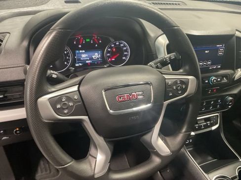 Used 2024 GMC Terrain SLE AWD/4WD image 21