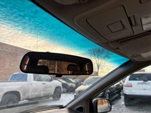 Used 2000 Toyota Sienna XLE image 17