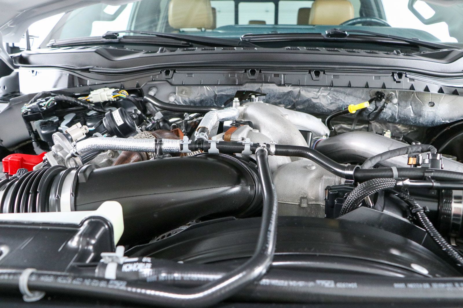Used 2024 Ford F250 Lariat w/ Black Appearance Package AWD/4WD image 33