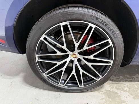 Used 2023 Porsche Macan S AWD/4WD image 7