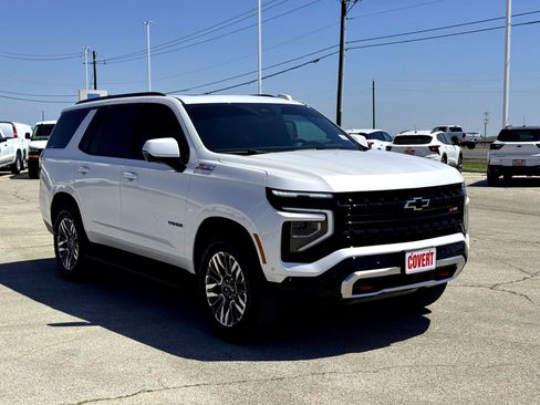 Used 2025 Chevrolet Tahoe Z71 w/ Z71 Off-Road Package image 4