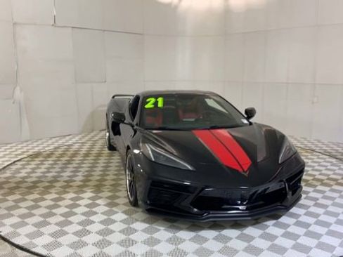 Used 2021 Chevrolet Corvette Stingray Premium Conv w/ Z51 Performance Package RWD image 5