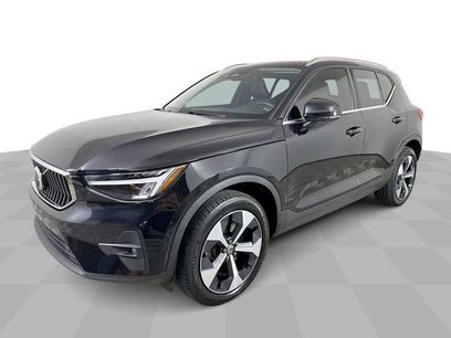 Used 2024 Volvo XC40 B5 Plus
