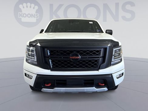 Used 2022 Nissan Titan PRO-4X w/ Off Road Protection Package AWD/4WD image 11