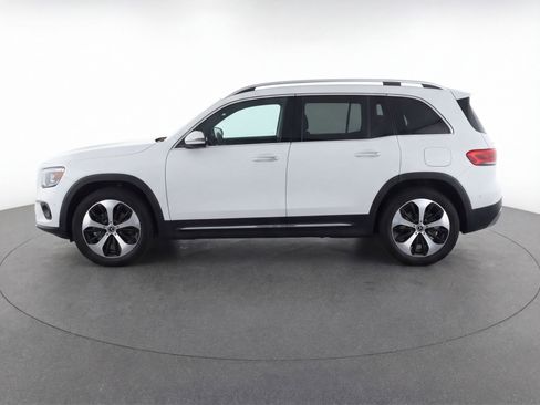 Used 2025 Mercedes-Benz GLB 250 4MATIC image 5