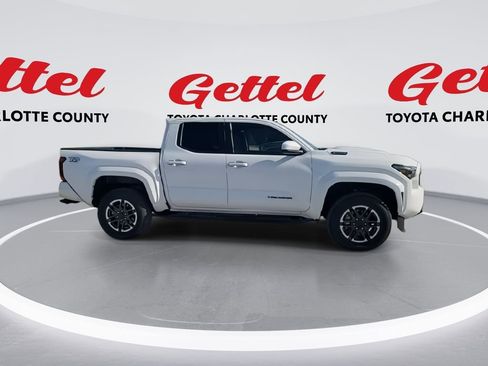 New 2025 Toyota Tacoma TRD Sport image 9