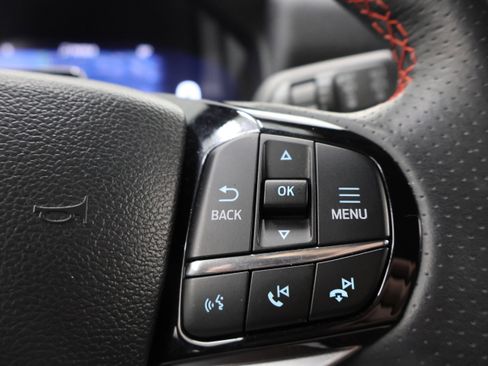 Used 2025 Ford Explorer ST-Line image 15