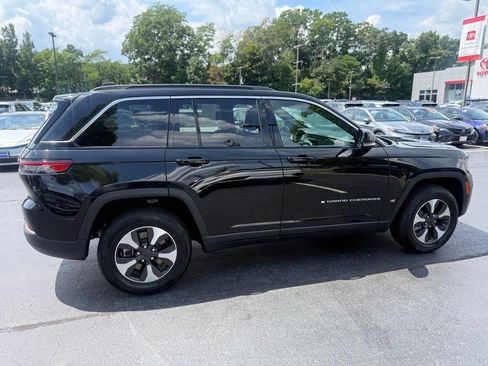 Used 2024 Jeep Grand Cherokee Limited 4xe AWD/4WD image 9