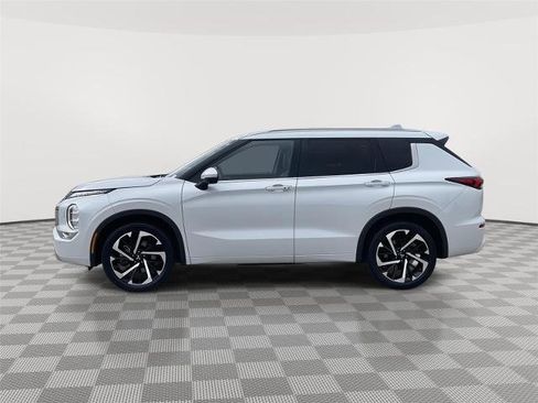 Used 2022 Mitsubishi Outlander SEL AWD/4WD image 2