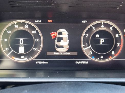 Used 2020 Land Rover Discovery Landmark AWD/4WD image 10