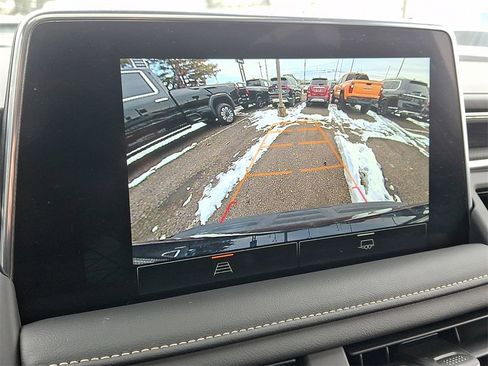 Certified 2023 GMC Yukon XL SLT image 19