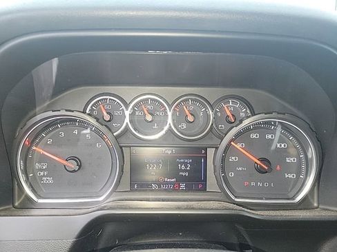 Used 2021 Chevrolet Silverado 1500 LT Trail Boss w/ Convenience Package II image 11