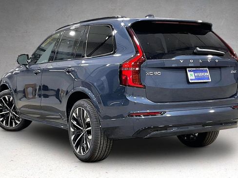 New 2026 Volvo XC90 B6 Ultra w/ Protection Package AWD/4WD image 3