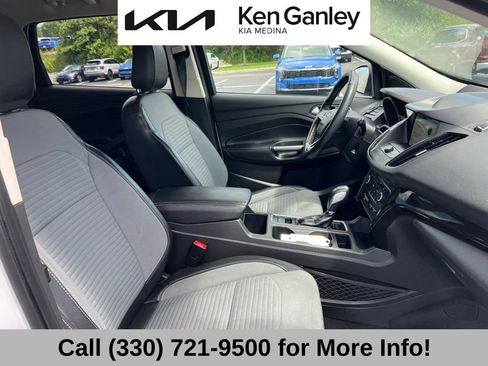 Used 2019 Ford Escape SE FWD image 57