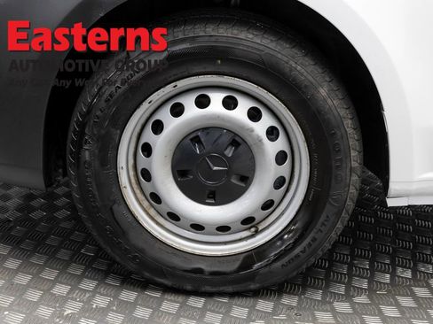 Used 2022 Mercedes-Benz Metris image 28