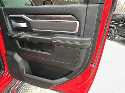 Used 2024 RAM 2500 Big Horn w/ Bed Utility Group image 20