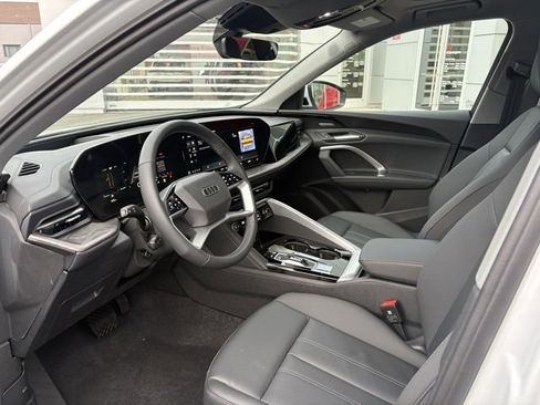 New 2025 Audi Q5 2.0T Premium Plus image 13