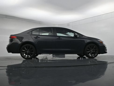 Used 2025 Toyota Corolla SE FWD image 38