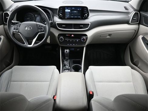 Used 2019 Hyundai Tucson SE image 20