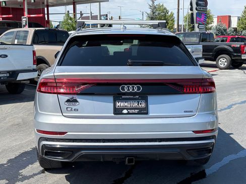 Used 2019 Audi Q8 Premium Plus w/ Premium Plus AWD/4WD image 9