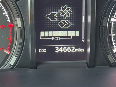 Used 2024 Toyota 4Runner SR5 image 28