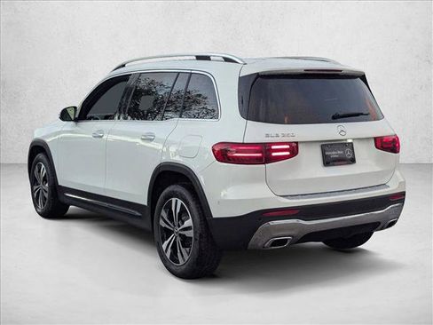 New 2026 Mercedes-Benz GLB 250 image 8