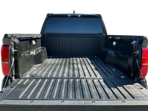 Used 2025 Toyota Tacoma TRD Off-Road AWD/4WD image 19