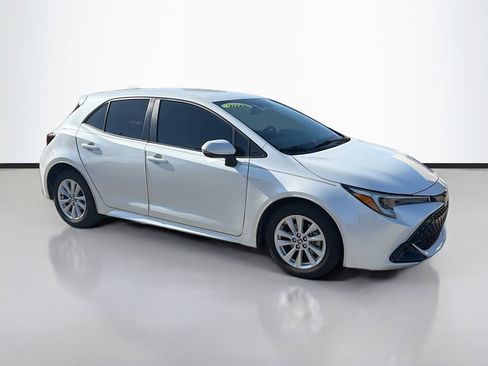 Used 2023 Toyota Corolla SE w/ SE Premium Package image 1
