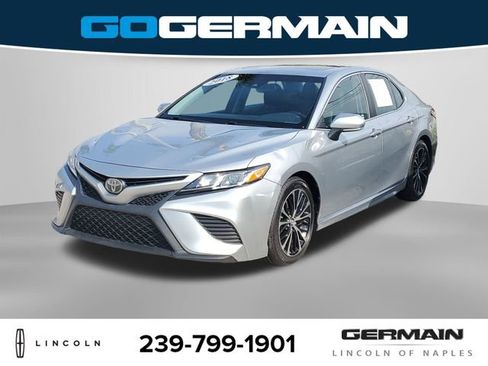 Used 2018 Toyota Camry L image 1