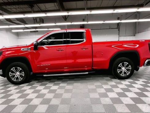 Used 2022 GMC Sierra 1500 SLE AWD/4WD image 14