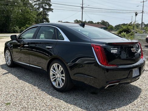 Used 2019 Cadillac XTS Luxury FWD image 4