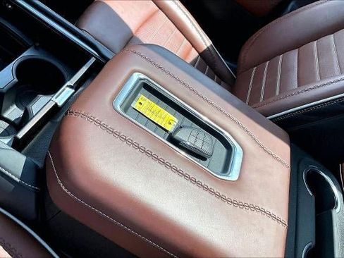Used 2023 GMC Yukon Denali Ultimate w/ LPO, Floor Liner Package AWD/4WD image 36