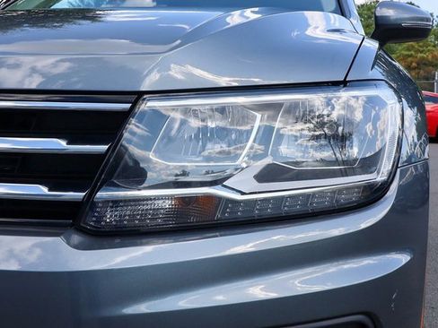 Used 2021 Volkswagen Tiguan S image 18