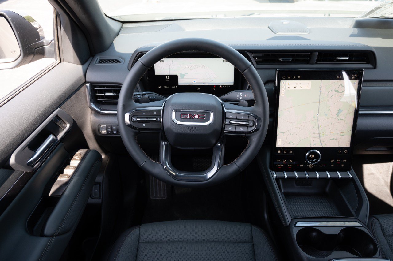 New 2026 GMC Terrain AT4 AWD/4WD image 9
