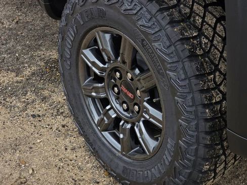 New 2026 GMC Sierra 1500 AT4X AWD/4WD image 7