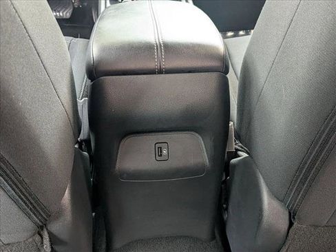 Used 2022 Nissan Sentra SV w/ All-Weather Package FWD image 17