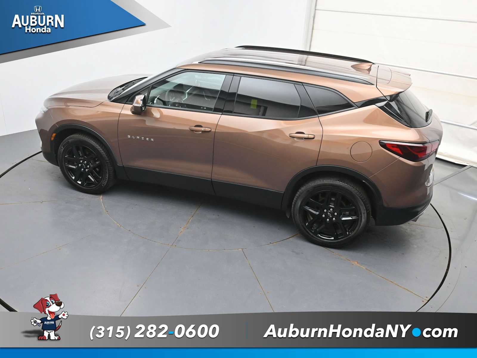 Used 2024 Chevrolet Blazer LT AWD/4WD image 37