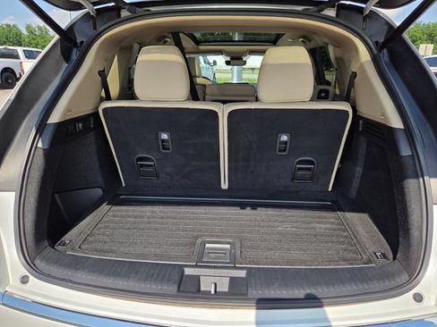 Used 2024 Acura MDX FWD w/ Technology Package image 12