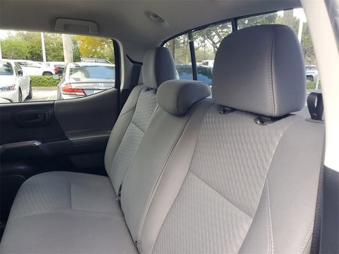 Used 2023 Toyota Tacoma SR5 w/ Technology Package image 11