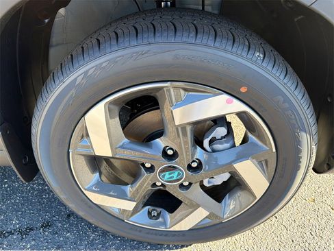 New 2026 Hyundai Venue SEL image 12