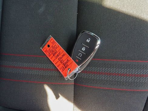 Used 2023 Chevrolet Equinox RS AWD/4WD image 36