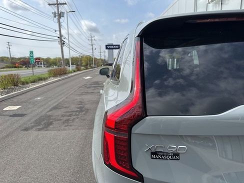 Certified 2025 Volvo XC90 B6 Plus AWD/4WD image 10