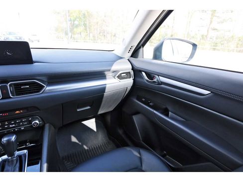 Used 2021 MAZDA CX-5 Touring image 8