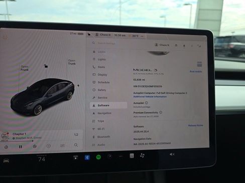Used 2021 Tesla Model 3 Standard Range Plus image 13